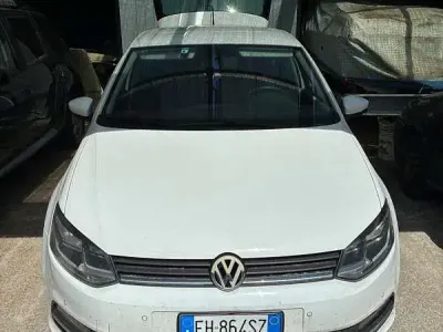Usata VW Polo Comfortline 75 CV (55 kW) 2017 Bianco Berlina
