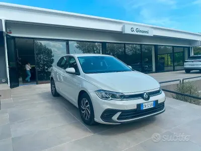 Occasion VW Polo Life 95 ch (69 kW) 2023 Altro Citadine