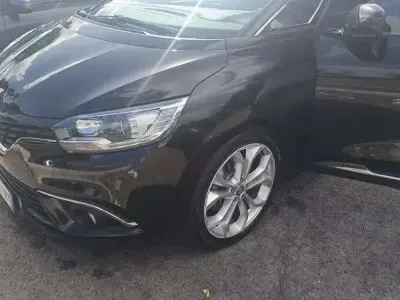 Usata Renault Grand Scénic IV 120 CV (88 kW) 2019 Monovolume