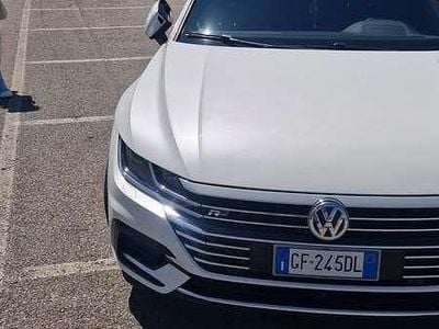 Usata VW Arteon Sportline 239 CV (175 kW) 2017 Utilitaria