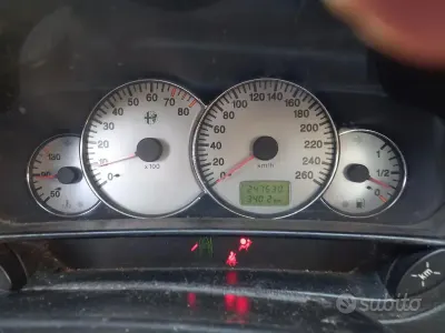 Usata Alfa Romeo 166 155 CV (114 kW) 1999 Bluazzurro Berlina