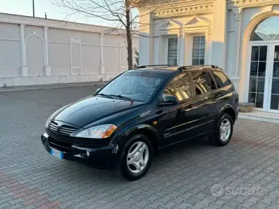 Usata SsangYong Kyron 165 CV (121 kW) 2008 Nero SUV