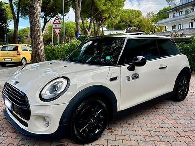 Usata Mini Cooper D 116 CV (85 kW) 2017 Bianco Utilitaria