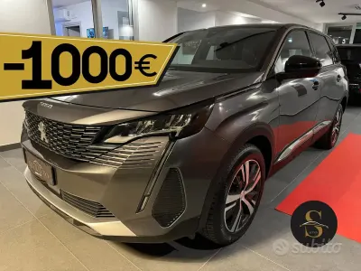 Usata Peugeot 5008 Allure 131 CV (96 kW) 2023 Grigio Monovolume