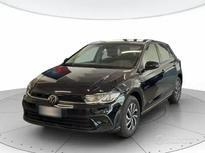 Usata VW Polo Life 95 CV (69 kW) 2025 Nero Utilitaria