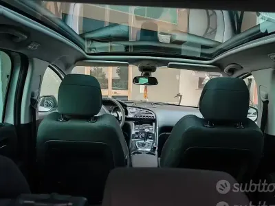 Usata Peugeot 3008 112 CV (82 kW) 2012 Bianco Station wagon