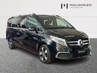 Usata Mercedes V250 Premium 190 CV (139 kW) 2022 Nero Monovolume