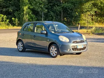 Usata Nissan Micra Tekna 80 CV (58 kW) 2011 Grigio Utilitaria