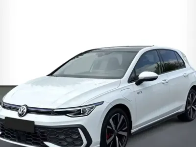 Usata VW Golf GTE 272 CV (200 kW) 2024 Bianco Monovolume