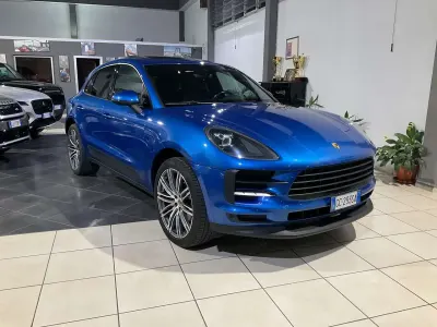 Usata Porsche Macan 245 CV (180 kW) 2021 Blu/azzurro SUV