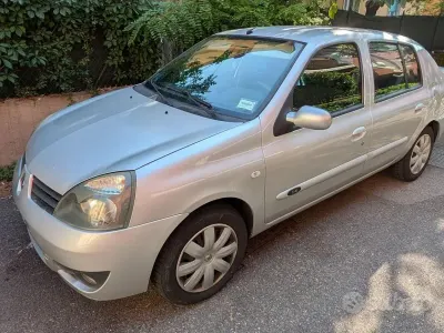 Usata Renault Clio II 58 CV (42 kW) 2006 Grigio Berlina