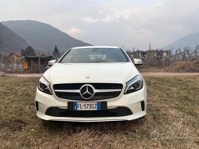 Usata Mercedes A180 109 CV (80 kW) 2016 Bianco Berlina