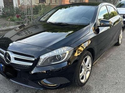 Usata Mercedes A180 109 CV (80 kW) 2015 Nero Berlina