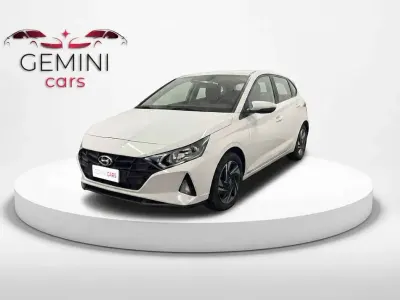 Usata Hyundai i20 84 CV (61 kW) 2022 Bianco Berlina