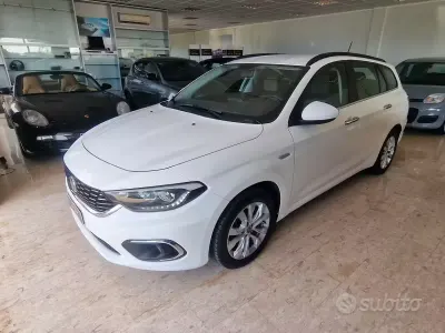 Usata Fiat Tipo 120 CV (88 kW) 2020 Bianco Station wagon