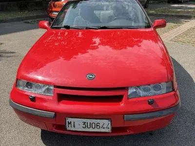 Usata Opel Calibra 150 CV (110 kW) 1991 Coupé