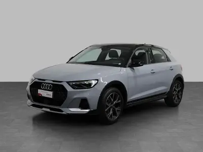 Usata Audi A1 Admired 95 CV (69 kW) 2022 Grigio freccia SUV