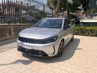 Usata Opel Corsa 101 CV (74 kW) 2025 Grigio chiaro Utilitaria