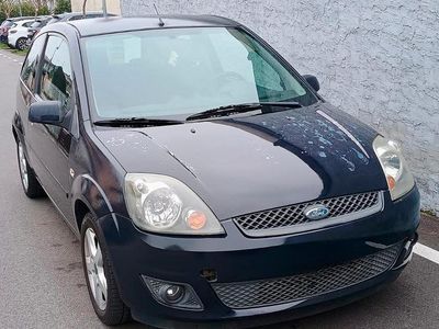 Usata Ford Fiesta 58 CV (42 kW) 2007 Blu Utilitaria
