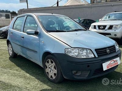 Usata Fiat Punto Active 70 CV (51 kW) 2004 Blu Utilitaria