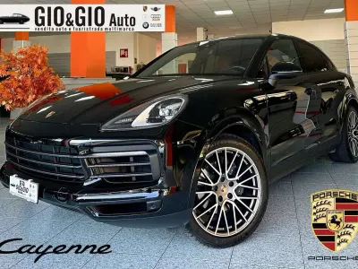 Usata Porsche Cayenne Platinum Edition 340 CV (250 kW) 2023 Nero SUV