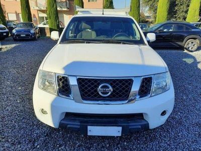 usata Nissan King Navara 2.5 dCi 190CV 2 porteCab Sport