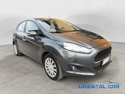 Second-hand Ford Fiesta Business Edition 75 CP (55 kW) 2017 Gri Hatchback