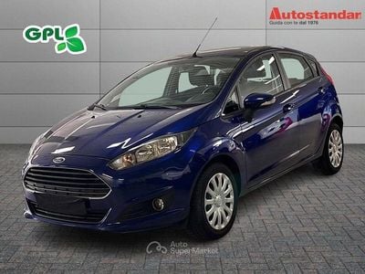 Begagnad Ford Fiesta 95 HK (69 kW) 2016 Blå Halvkombi