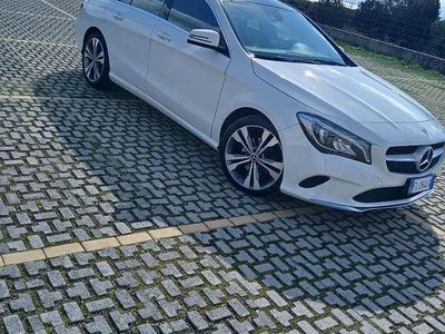 Usata Mercedes CLA200 Business 136 CV (100 kW) 2017 Berlina