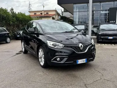 Usata Renault Grand Scénic IV 110 CV (80 kW) 2017 Nero Monovolume
