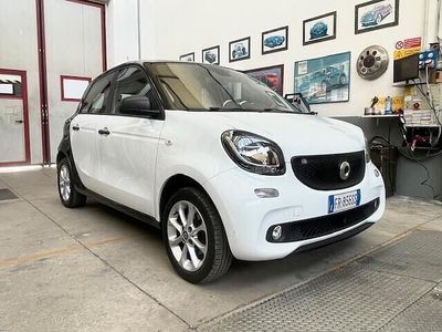 Usata Smart ForFour 70 CV (51 kW) 2018 Bianco Utilitaria