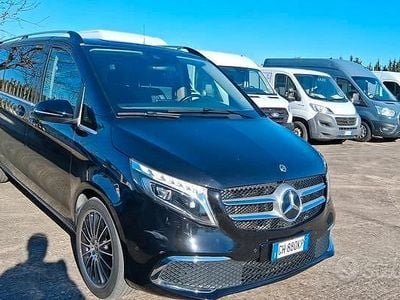 Usata Mercedes V250 190 CV (139 kW) 2021 Nero Monovolume