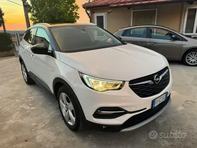 Usata Opel Grandland X 131 CV (96 kW) 2019 Bianco SUV