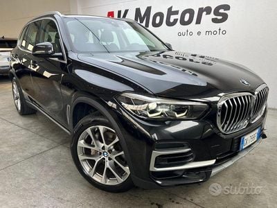 Usata BMW X5 xLine 286 CV (210 kW) 2022 Blu SUV