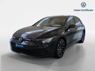 Usata VW Golf VIII Life 116 CV (85 kW) 2022 Berlina