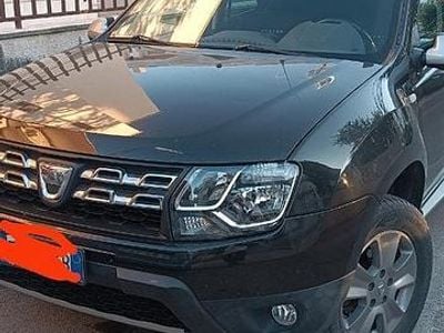 Usata Dacia Duster Lauréate 105 CV (77 kW) 2015 Nero SUV