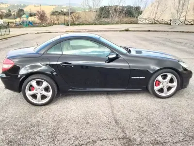 Usata Mercedes SLK200 163 CV (119 kW) 2004 Nero Cabrio