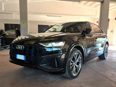 Usata Audi Q8 Sport 286 CV (210 kW) 2019 Nero SUV