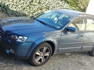 Usata Subaru Outback 245 CV (180 kW) 2008 Blu SUV