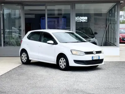 Usata VW Polo Comfortline 75 CV (55 kW) 2012 Bianco Utilitaria
