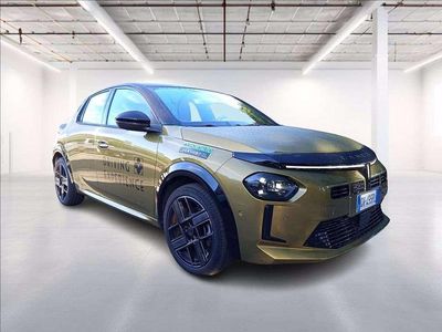 Usata Lancia Ypsilon 101 CV (74 kW) 2024 Oro tetto nero Utilitaria