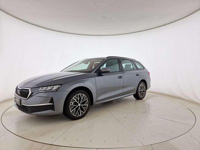Usata Skoda Octavia Executive 150 CV (110 kW) 2024 Grigio graphite metallizzato Station wagon