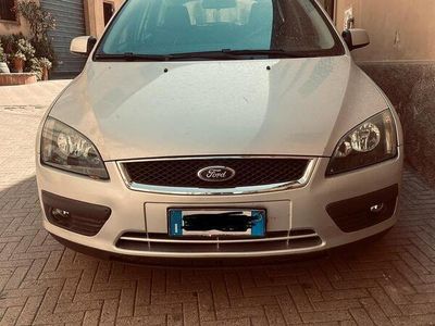 usata Ford Focus 1.6 tdci station wagon