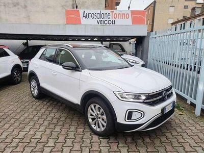 Usata VW T-Roc Style 110 CV (80 kW) 2022 Bianco tetto nero SUV