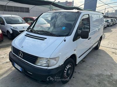 Bianco Usata 2002 Mercedes Vito Furgone | 1500 €