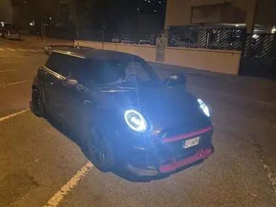 Usata Mini John Cooper Works 306 CV (225 kW) 2020 Utilitaria