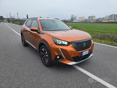 Begagnad Peugeot 2008 GT-line 131 HK (96 kW) 2022 Orange SUV