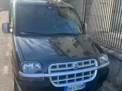 Usata Fiat Doblò 101 CV (74 kW) 2002 Monovolume