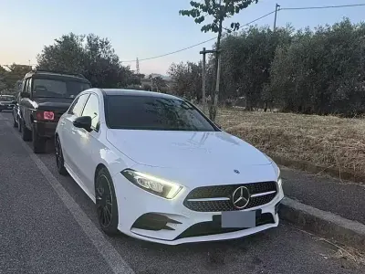 Usata Mercedes A180 Premium 116 CV (85 kW) 2019 Berlina