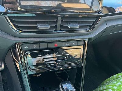 Bianco Usata 2022 VW T-Roc R-line SUV | 24.999 € (Cara)